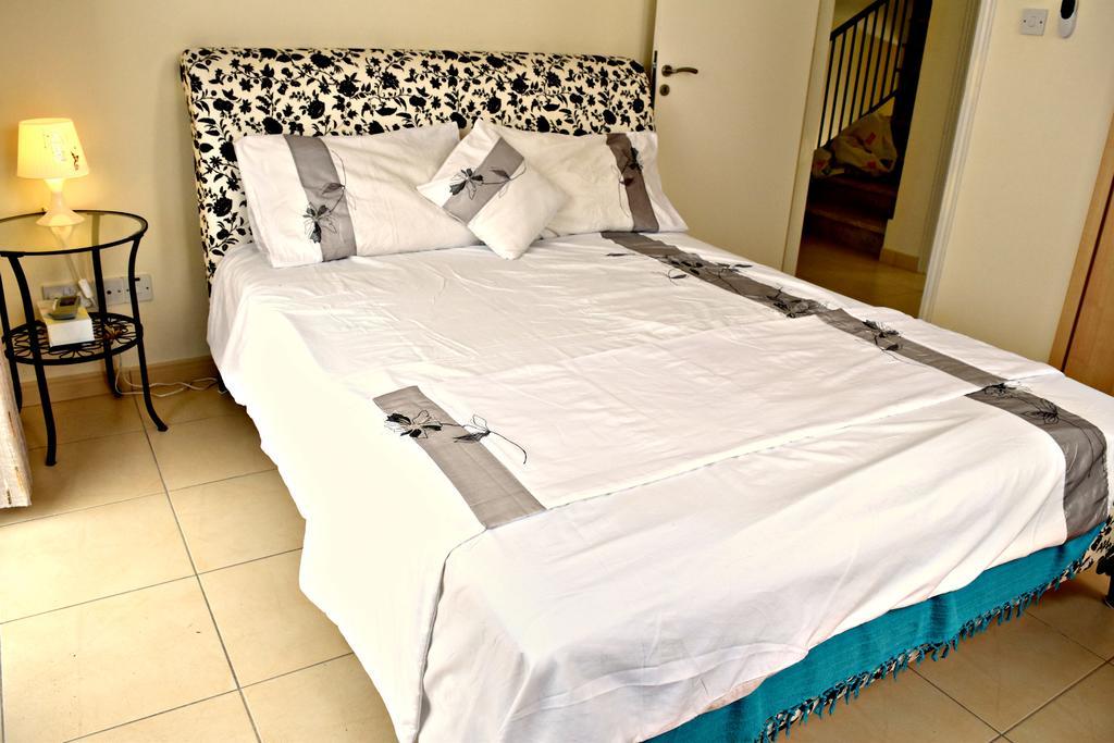 Latchi Beach Front Villa - Private Heated Pool - Amazing Uninterrupted Sea Views Polis Exteriér fotografie